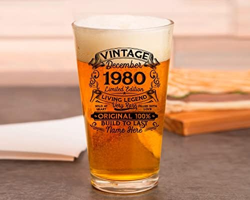 Prezzy Kişiselleştirilmiş Vintage Aralık 1980 Bira Bardağı 42 Yaşında 42nd doğum günü hediyesi 2022 Pint Gözlük 16 oz